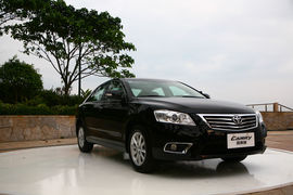 2010款丰田凯美瑞240G豪华版试驾实拍