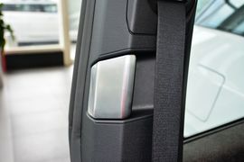 2014款宝马i3增程式混合动力版