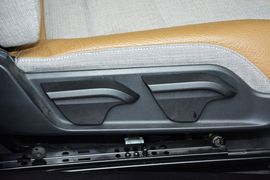 2014款宝马i3增程式混合动力版