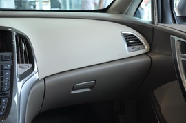 2010款别克英朗GT