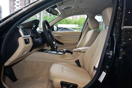 2016款宝马320Li豪华设计套装
