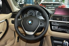 2016款宝马320Li豪华设计套装