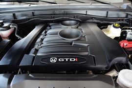 2016款江铃驭胜S350自动汽油超豪华版5座