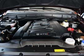 2016款江铃驭胜S350自动汽油超豪华版5座