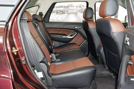 2016款江铃驭胜S350自动汽油超豪华版5座