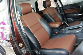 2016款江铃驭胜S350自动汽油超豪华版5座