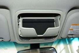 2016款江铃驭胜S350自动汽油超豪华版5座