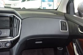 2016款江铃驭胜S350自动汽油超豪华版5座