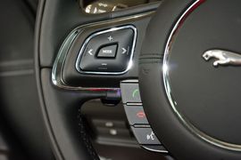 2016款捷豹XJL