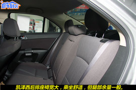 2010款铃木凯泽西2.4L