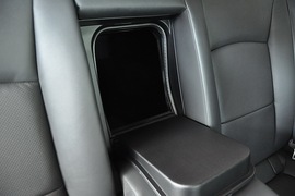 2010款铃木凯泽西2.4L