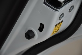 2010款铃木凯泽西2.4L