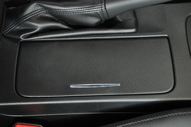 2010款铃木凯泽西2.4L