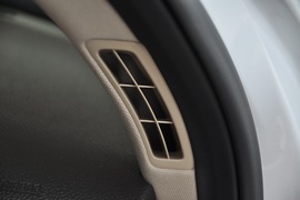 2010款铃木凯泽西2.4L