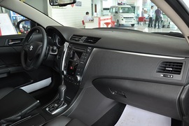 2010款铃木凯泽西2.4L
