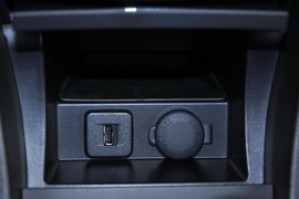 2010款铃木凯泽西2.4L