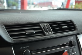2010款铃木凯泽西2.4L