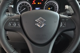 2010款铃木凯泽西2.4L