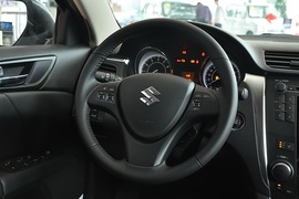 2010款铃木凯泽西2.4L