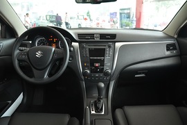2010款铃木凯泽西2.4L