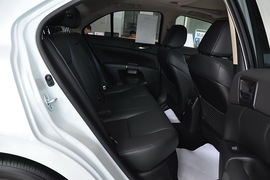 2010款铃木凯泽西2.4L