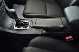 2010款铃木凯泽西2.4L