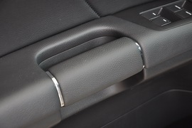 2010款铃木凯泽西2.4L