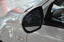 2010款铃木凯泽西2.4L