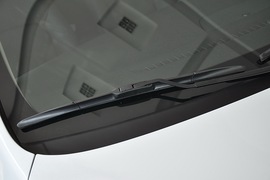 2010款铃木凯泽西2.4L