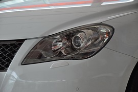 2010款铃木凯泽西2.4L