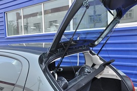 2010款标致207两厢1.6L手动品乐版
