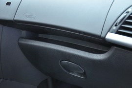 2010款标致207两厢1.6L手动品乐版