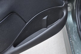 2010款标致207两厢1.6L手动品乐版