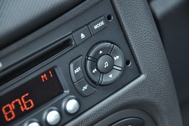 2010款标致207两厢1.6L手动品乐版