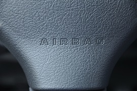 2010款标致207两厢1.6L手动品乐版