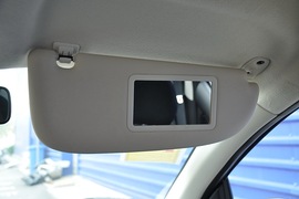 2010款标致207两厢1.6L手动品乐版