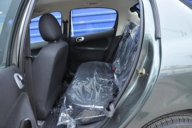 2010款标致207两厢1.6L手动品乐版