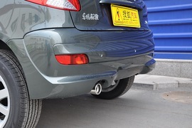 2010款标致207两厢1.6L手动品乐版