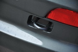 2010款标致207两厢1.6L手动品乐版
