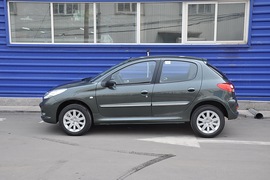 2010款标致207两厢1.6L手动品乐版