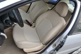 2010款标致207三厢1.6L手自一体品乐版