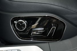 2016款奥迪A8L
