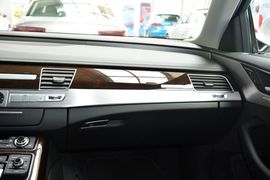 2016款奥迪A8L