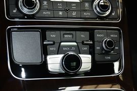 2016款奥迪A8L