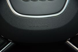 2016款奥迪A8L