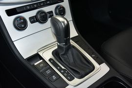 2016款大众迈腾1.8TSI智享领先型