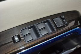 2015款马自达8
