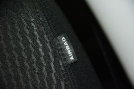 2016款现代朗动1.6L自动尊贵型