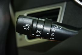 2016款现代朗动1.6L自动尊贵型