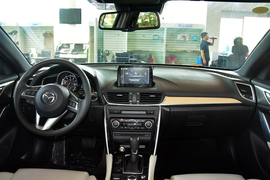 2016款马自达CX-4